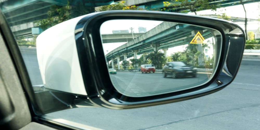 Lane Assistance Systems and vehicle safety